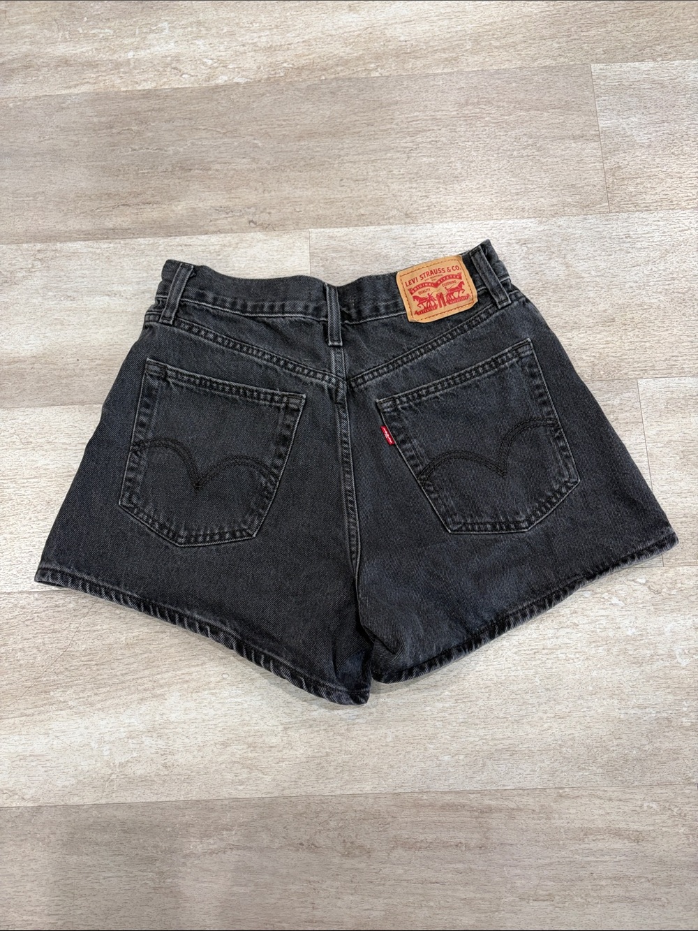 Levi’s High Waist Black Denim Women’s Mom Shorts
